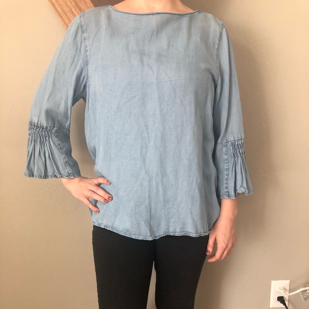 J.Jill light denim blouse with ruffled sleeves lg. - Picture 4 of 6